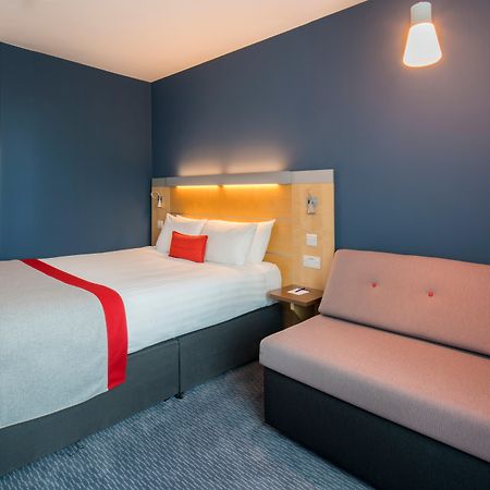 Holiday Inn Express Doncaster By Ihg Exterior foto