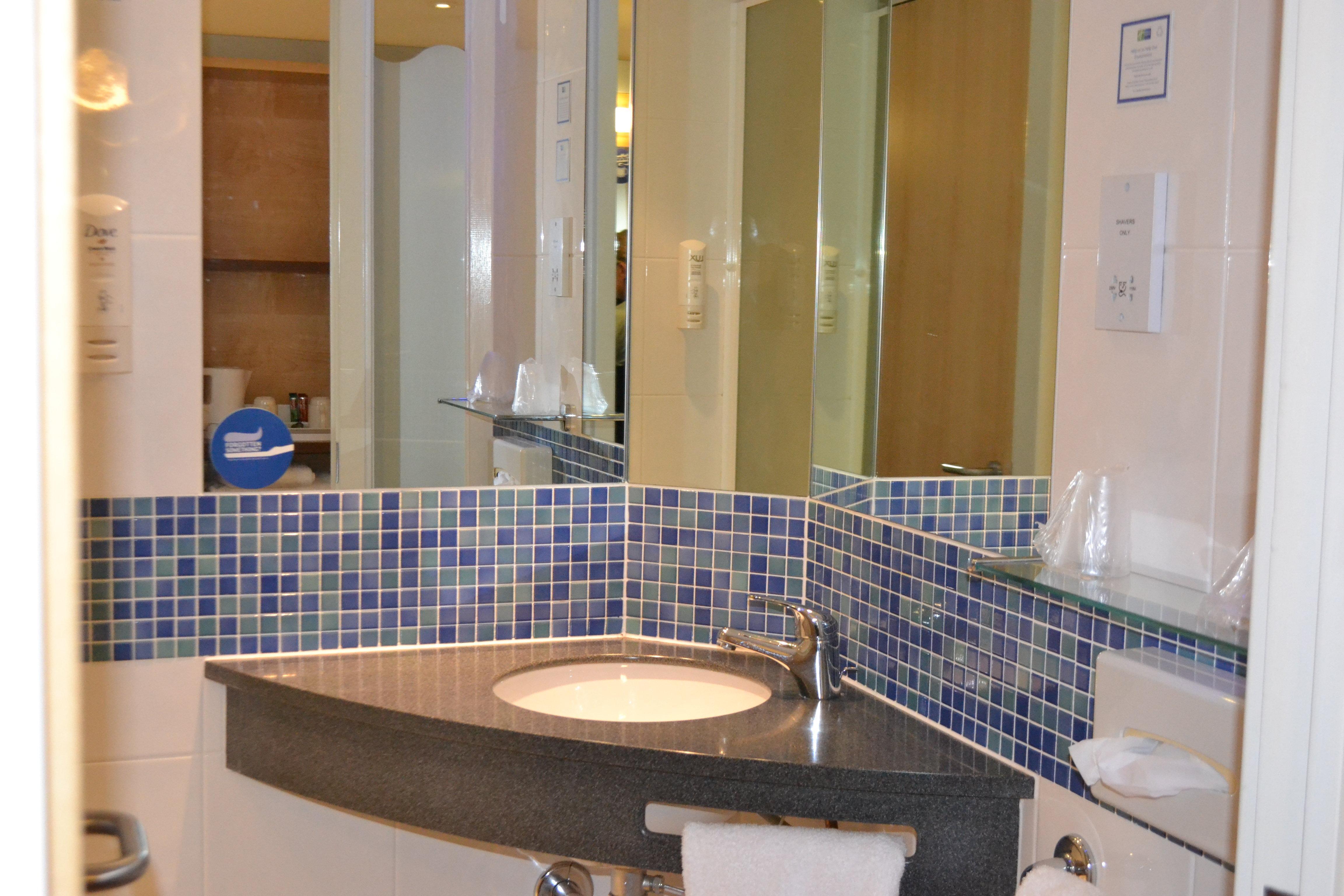 Holiday Inn Express Doncaster By Ihg Exterior foto