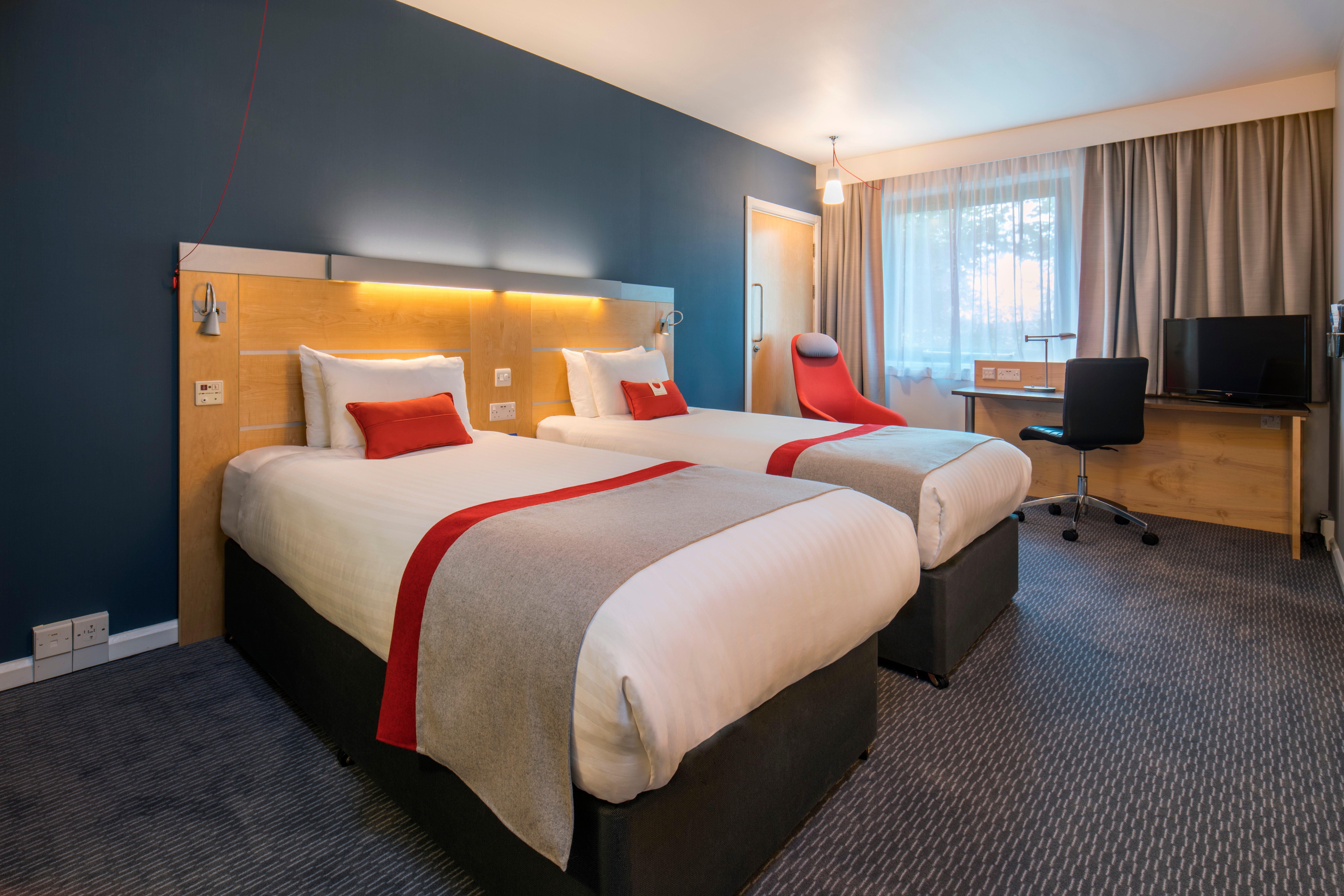 Holiday Inn Express Doncaster By Ihg Exterior foto