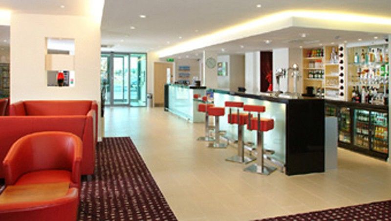 Holiday Inn Express Doncaster By Ihg Exterior foto