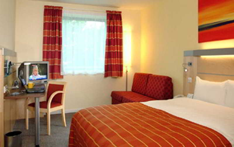 Holiday Inn Express Doncaster By Ihg Quarto foto