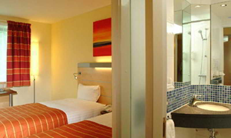 Holiday Inn Express Doncaster By Ihg Quarto foto