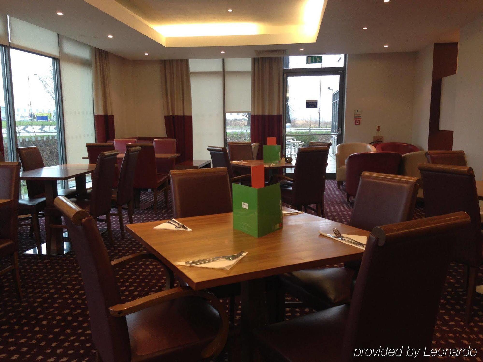 Holiday Inn Express Doncaster By Ihg Exterior foto