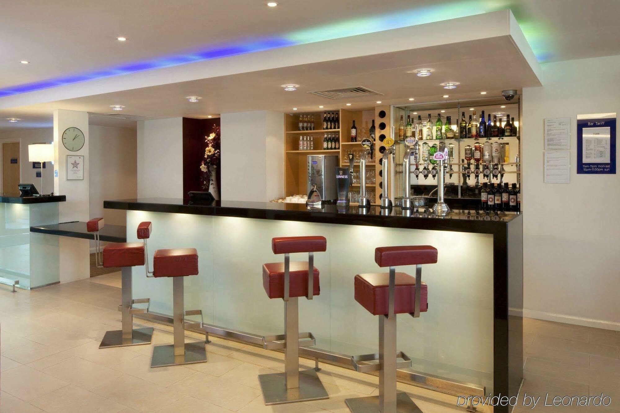 Holiday Inn Express Doncaster By Ihg Exterior foto